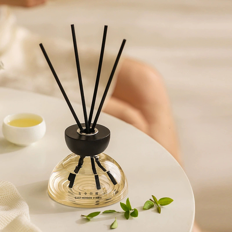 Butelka dyfuzora z patyczkami  – Reed Diffuser Set recenzja i cena